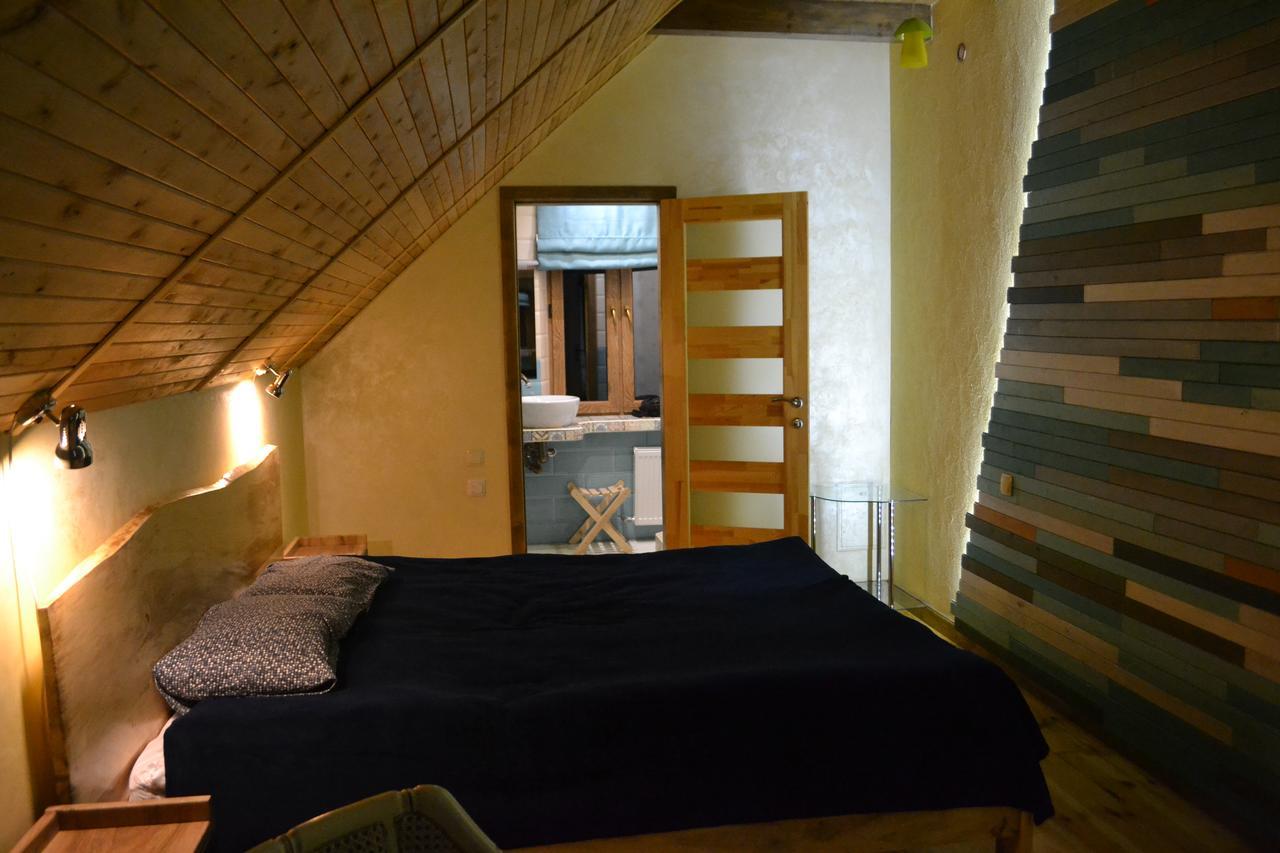 Romantic Guest House Kam'janec'-Podil's'kyj Esterno foto