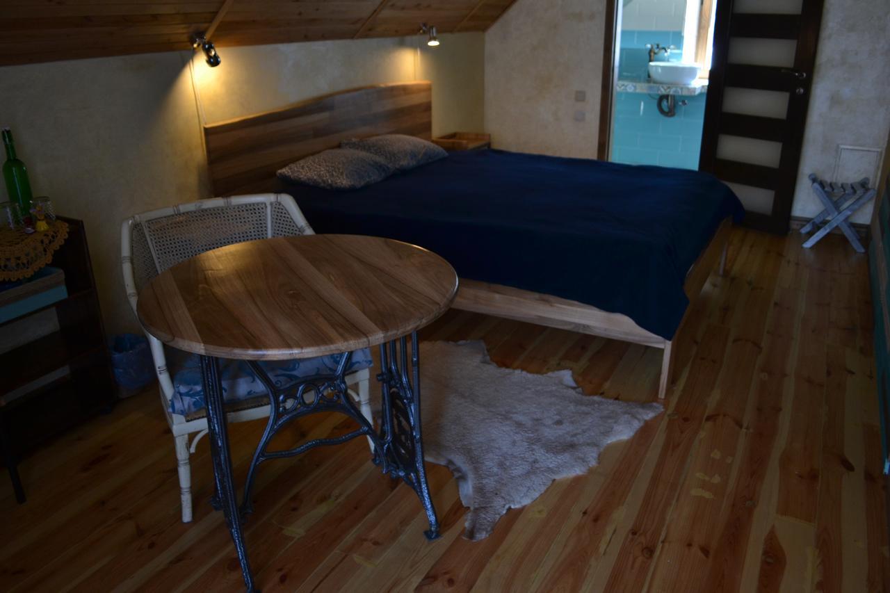 Romantic Guest House Kam'janec'-Podil's'kyj Esterno foto