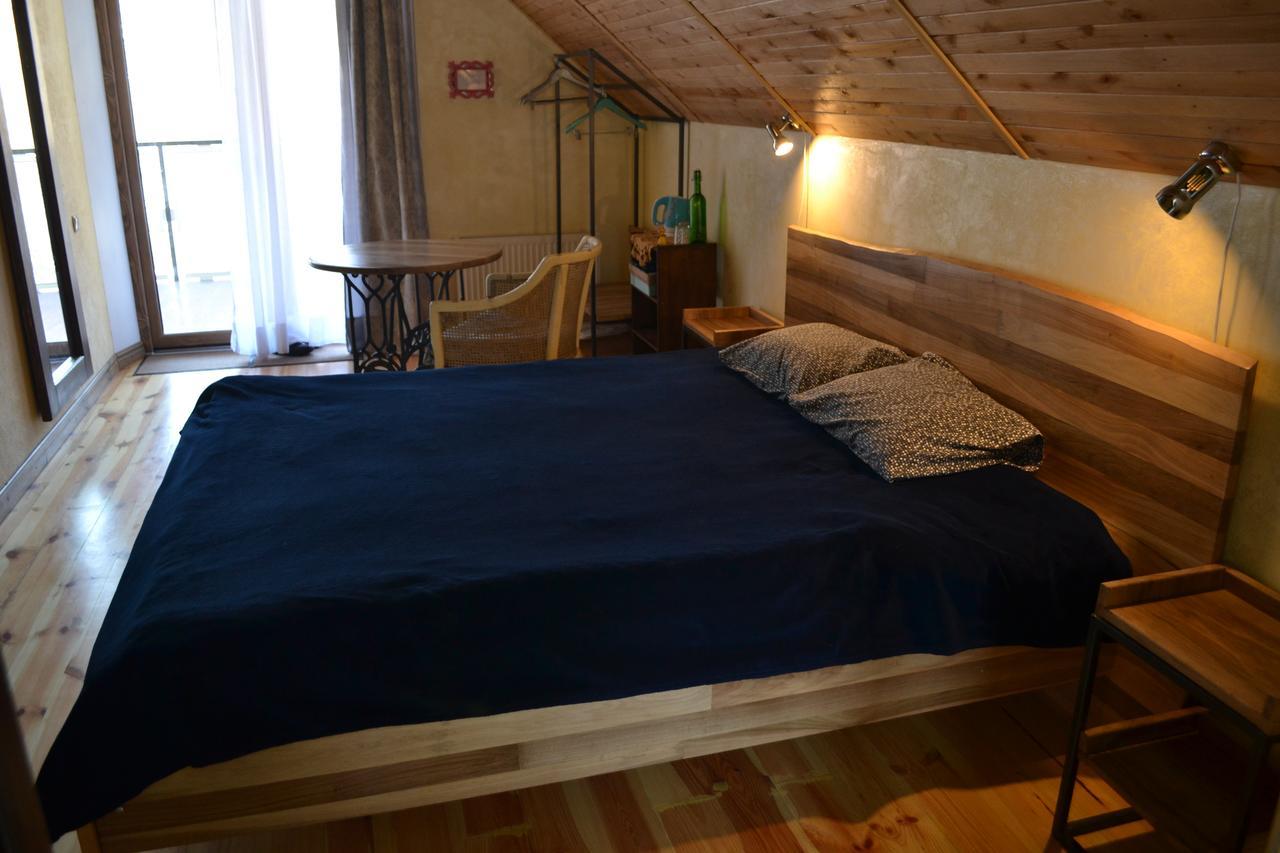 Romantic Guest House Kam'janec'-Podil's'kyj Esterno foto